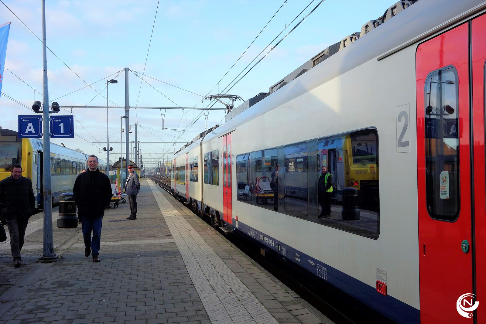 Trein Tram Bus Eist Opnieuw 4 Treinen Per Uur Tussen Antwerpen En ...